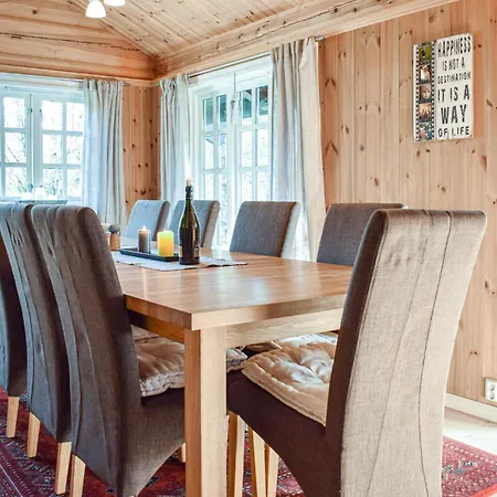 Cozy In With Kitchen Хемседал