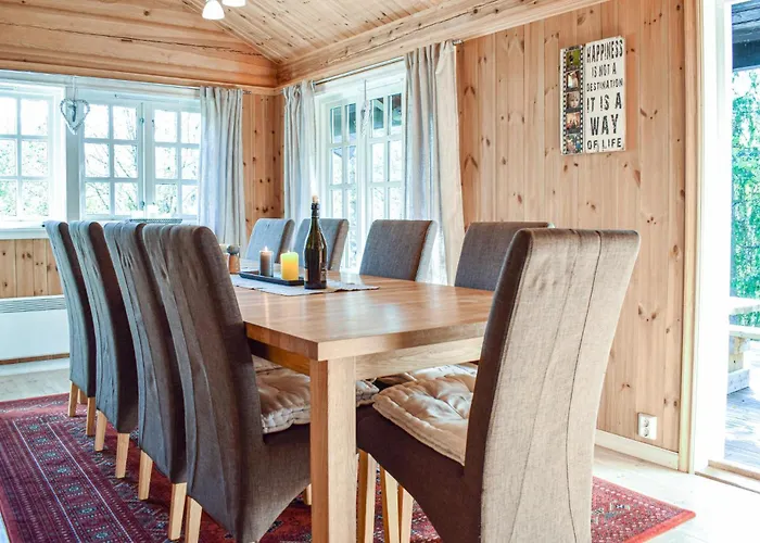 Cozy In With Kitchen Хемседал