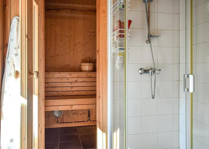 Дом отдыха Cozy In With Kitchen *